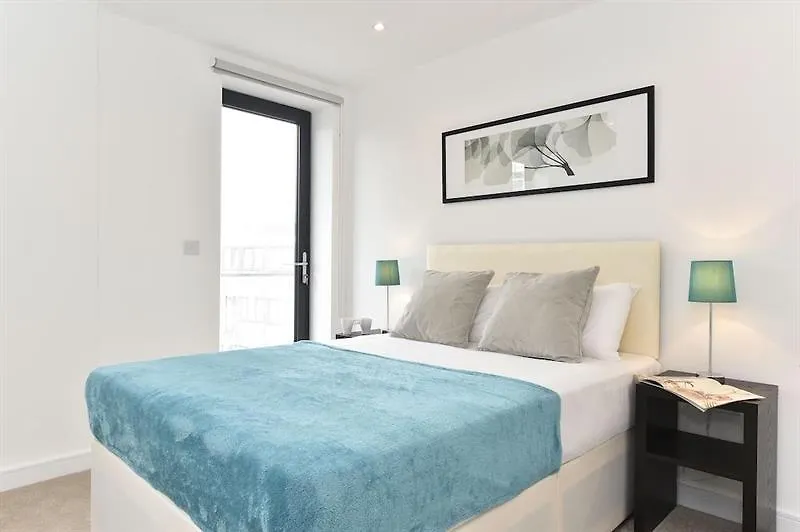 Shoreditch City Living Apartment London